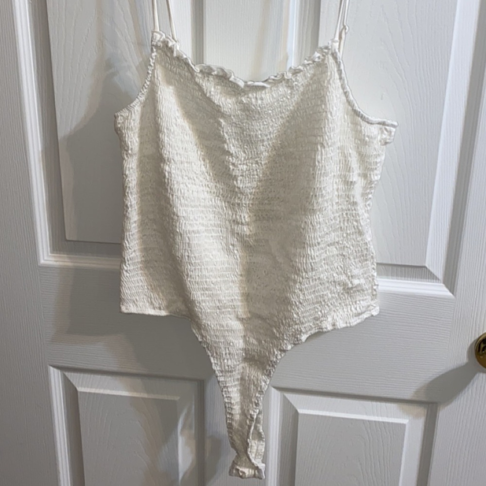 Versona Off-White Ruffled Body Suit XXL